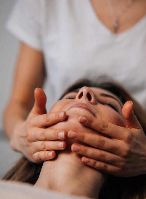 Clinical intraoral jaw therapy treatment
